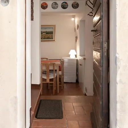 Casa vacanze House In With Sensational Views Of Surrounding Countryside Todi
