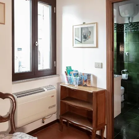 Nyaraló Cute House In Central Todi With Sensational Views Todi