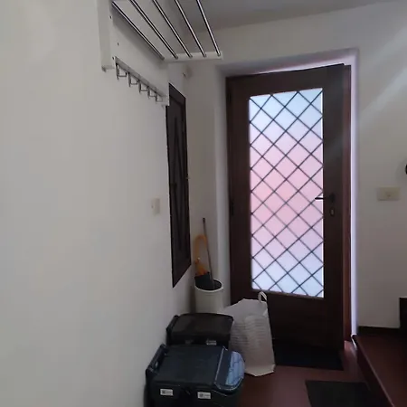 Cute House In Central Todi With Sensational Views