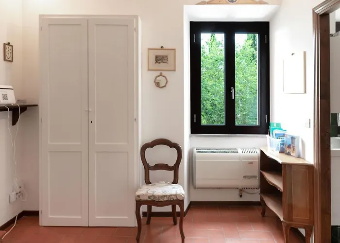 House In With Sensational Views Of Surrounding Countryside Todi